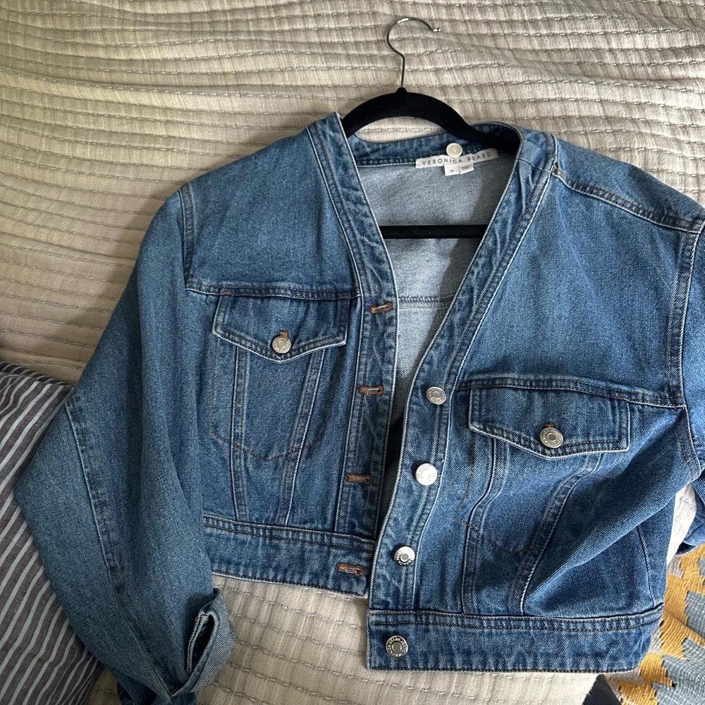 Veronica Beard Cropped Denim Jean Jacket Medium never worn
